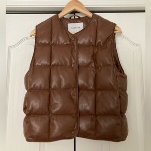Aritzia Babaton “Altman” puffer vest, size XS